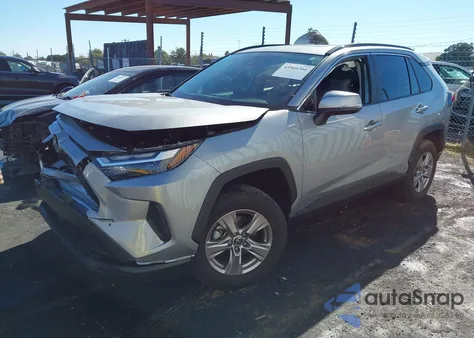 2025 Toyota Rav4 Xle z USA, uszkodzony, nr VIN 2T3W1RFV8SW379875